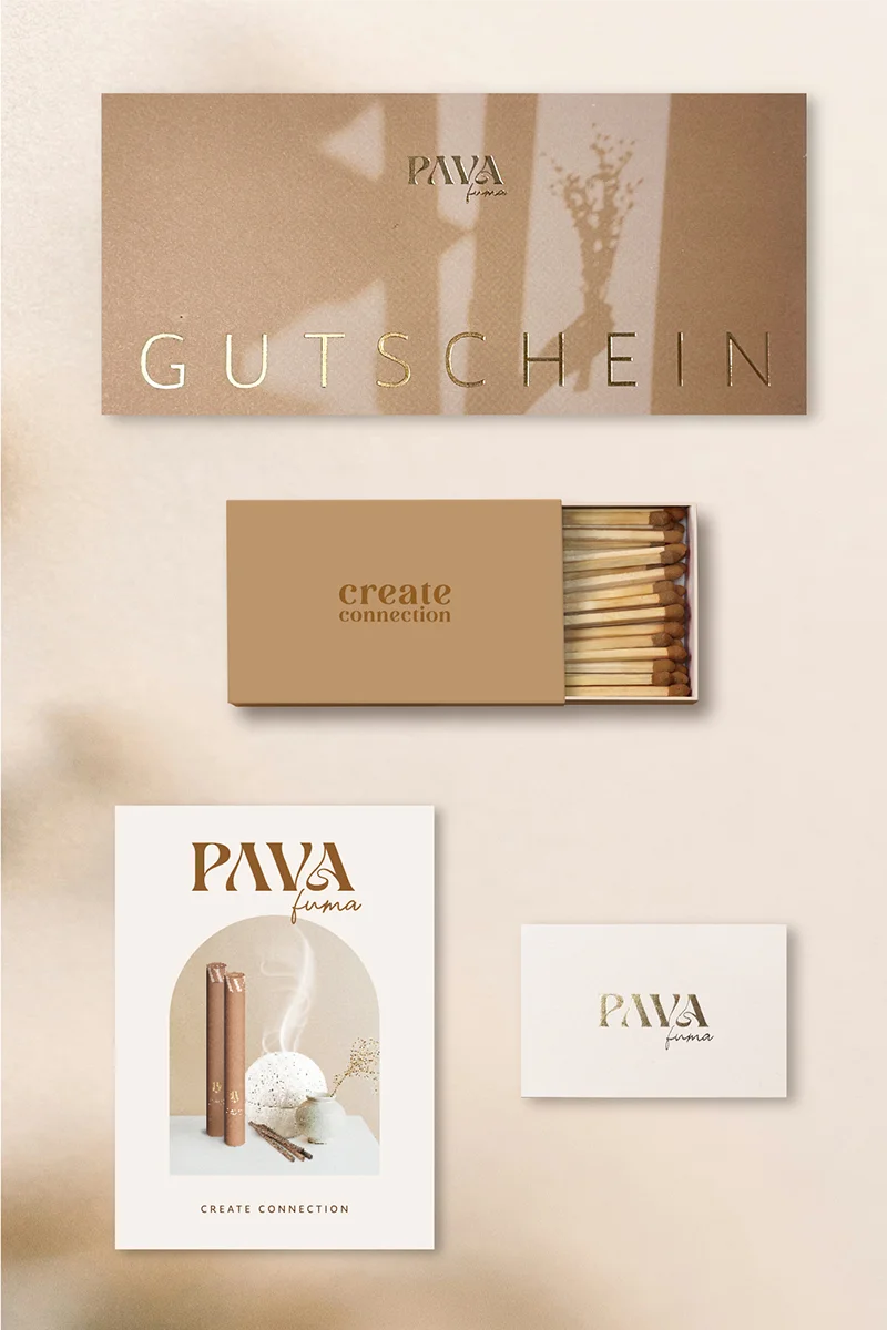 PAVA FUMA Gutschein und Zündholzschachtel.